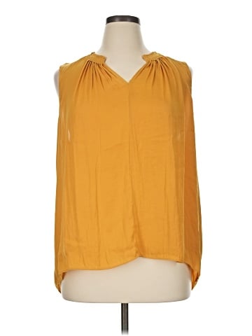 Simply Vera Vera Wang Sleeveless Blouse (view 1)