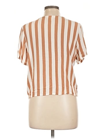 Market and Spruce Short Sleeve Blouse (view 2)