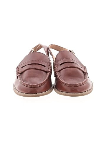 Universal Thread Flats (view 2)