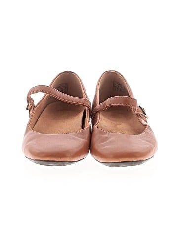 Vionic Flats (view 2)