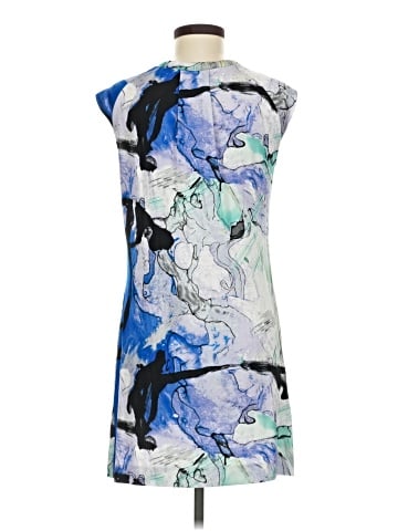 Leifsdottir Casual Dress (view 2)