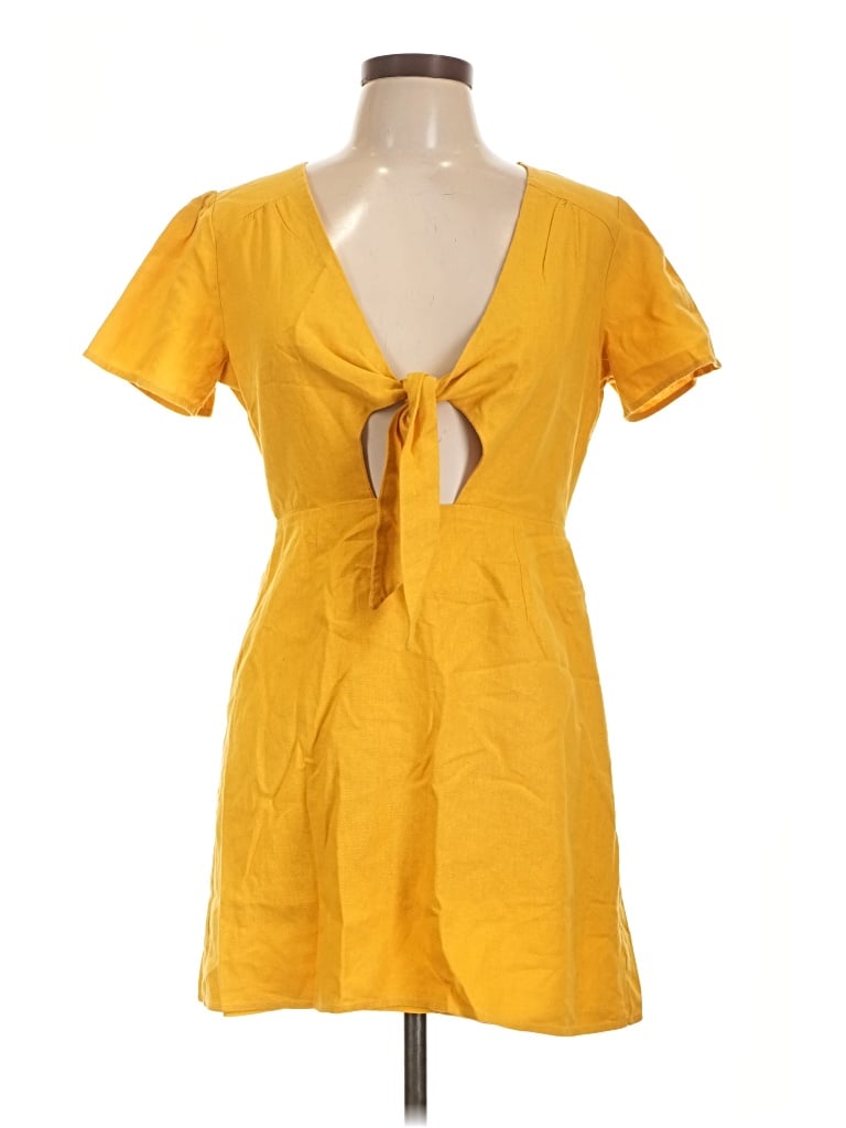 Pre-owned Socialite Casual Dress In Yellow
