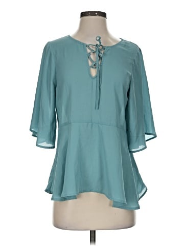 Cupcakes & Cashmere 3/4 Sleeve Blouse (view 1)