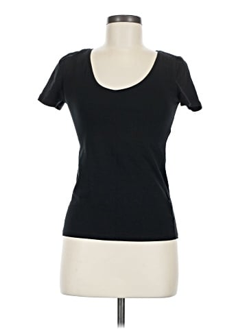 H&M Short Sleeve T-Shirt (view 1)
