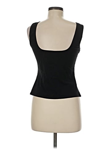 Vuori Sleeveless T-Shirt (view 2)