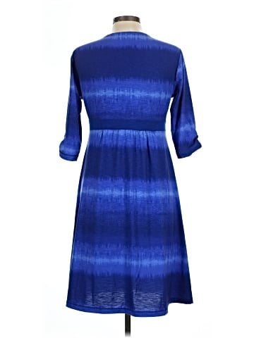 Mountain Hardwear Casual Dress (view 2)