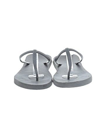 Unbranded Flip Flops (view 2)