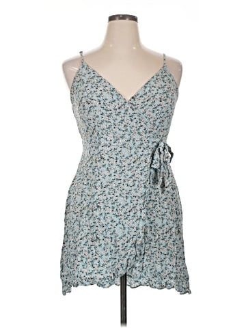 Xhilaration Casual Dress (view 1)