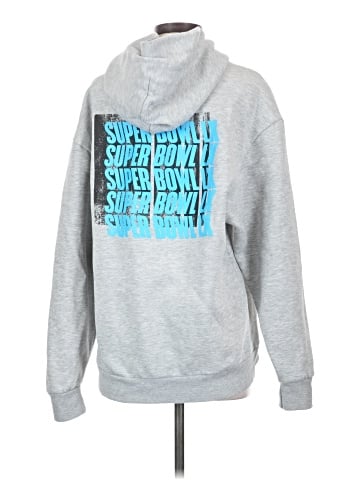 District. Pullover Hoodie (view 2)