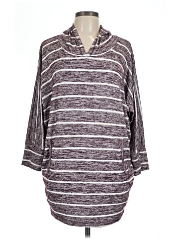 Market and Spruce Poncho (view 1)