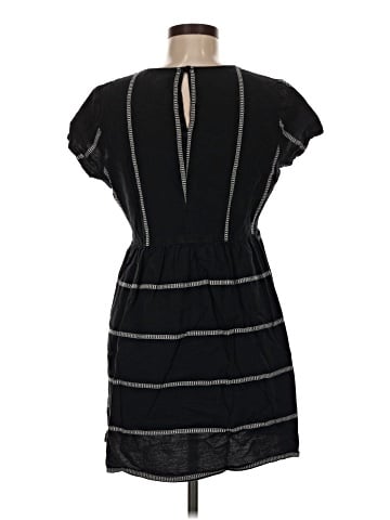 Old Navy Casual Dress (view 2)
