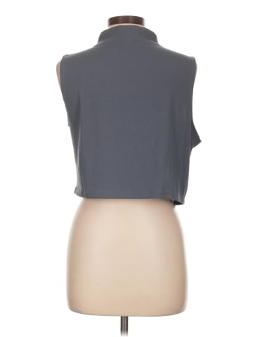H&M Sleeveless T-Shirt (view 2)