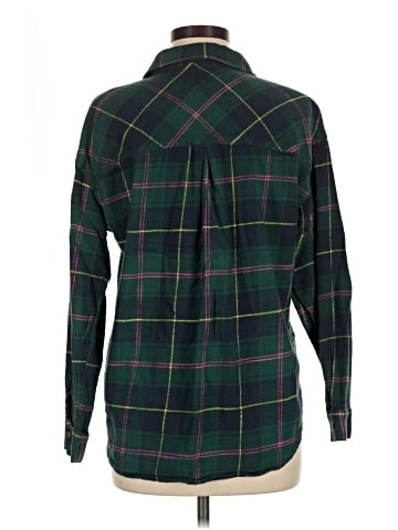 Maurices Long Sleeve Button-Down Shirt (view 2)
