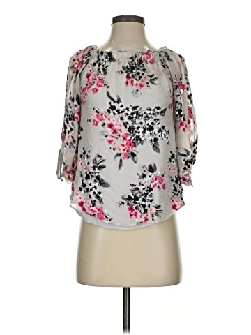 White House Black Market 3/4 Sleeve Blouse (view 1)