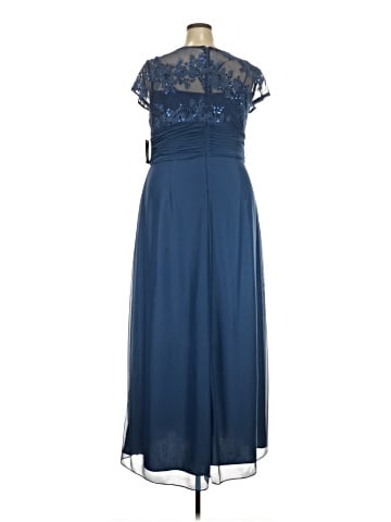 Alex Evenings Cocktail Dress (view 2)
