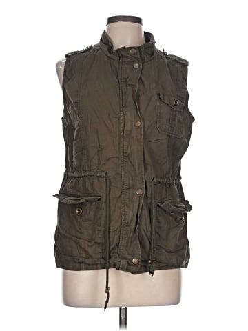 C'est Toi Sleeveless Button-Down Shirt (view 1)