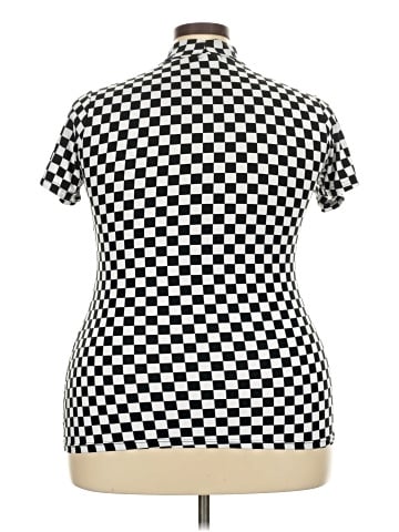 rue21 Short Sleeve Turtleneck (view 2)
