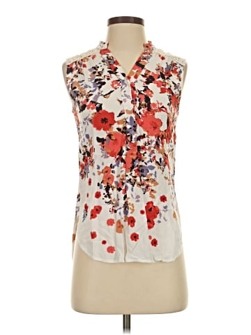 Market and Spruce Sleeveless Button-Down Shirt (view 1)
