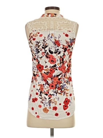 Market and Spruce Sleeveless Button-Down Shirt (view 2)