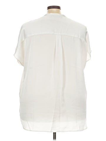 Lane Bryant Short Sleeve Blouse (view 2)
