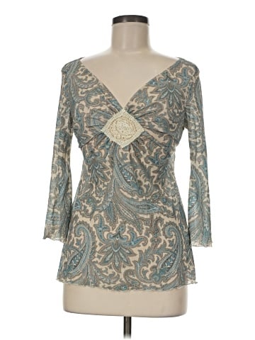 Xhilaration 3/4 Sleeve Top (view 1)