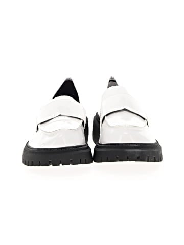 Skechers Flats (view 2)