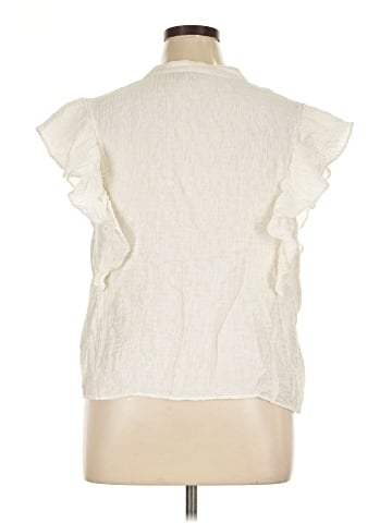H&M Sleeveless Button-Down Shirt (view 2)
