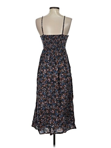 Old Navy Casual Dress (view 2)