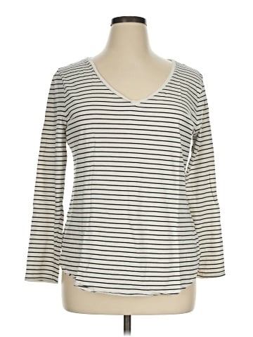 Old Navy 3/4 Sleeve T-Shirt (view 1)