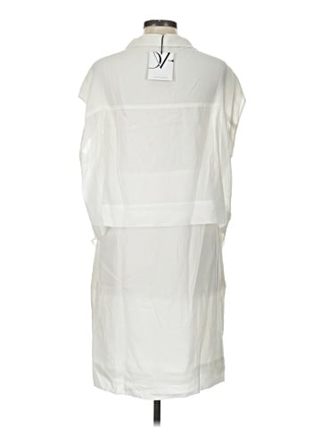 Diane von Furstenberg Sleeveless Button-Down Shirt (view 2)