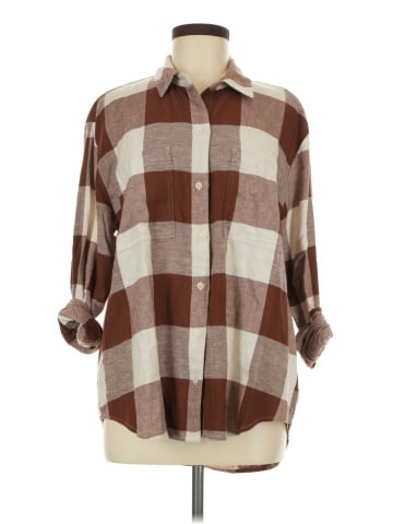 Old Navy Long Sleeve Button-Down Shirt (view 1)