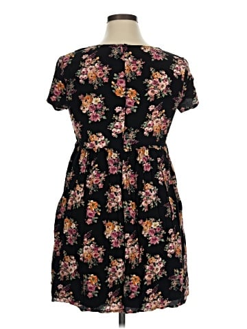 Forever 21 Casual Dress (view 2)