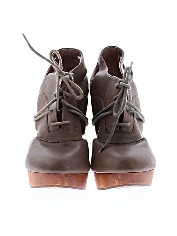 Fiel Wedges (view 2)