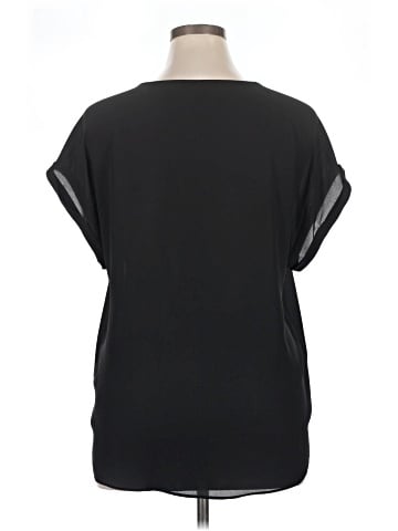 Bold Elements Short Sleeve Top (view 2)