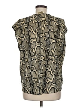 Show Me Your Mumu Short Sleeve Blouse (view 2)