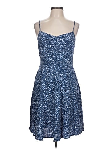 Old Navy Casual Dress (view 1)