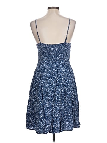 Old Navy Casual Dress (view 2)
