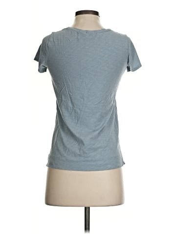 Lucy & Laurel Short Sleeve T-Shirt (view 2)
