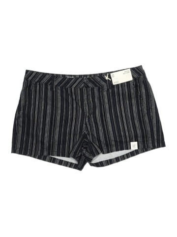 a.n.a. A New Approach Shorts (view 1)