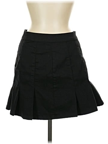 No Boundaries Casual Skirt (view 1)