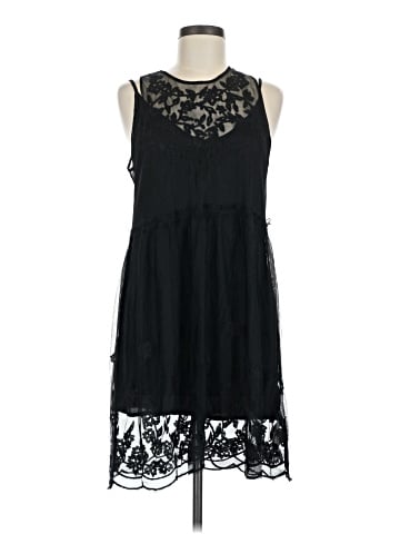 Abercrombie & Fitch Cocktail Dress (view 1)