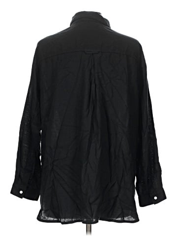 Old Navy Long Sleeve Button-Down Shirt (view 2)