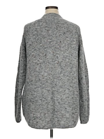 Liz Claiborne Pullover Sweater (view 2)