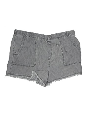 Time and Tru Shorts (view 1)