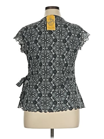 Style&Co Short Sleeve Blouse (view 2)