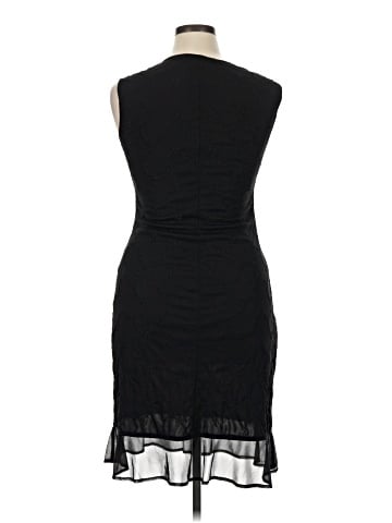 Hourglass Cocktail Dress (view 2)