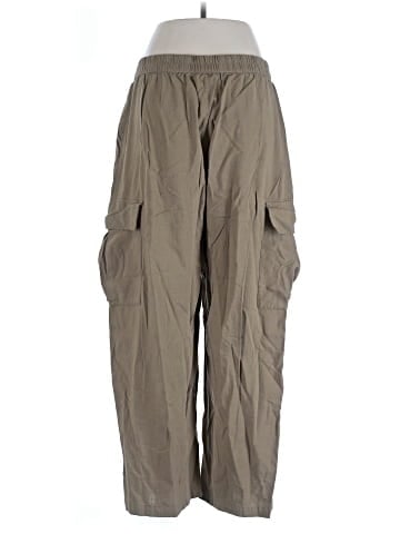 Universal Thread Cargo Pants (view 2)