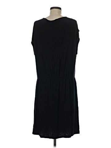 Old Navy Casual Dress (view 2)