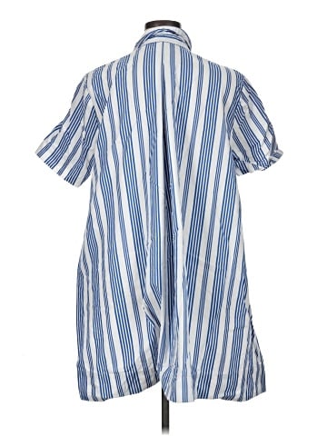 Old Navy Casual Dress (view 2)