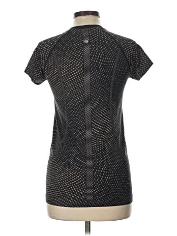 Lululemon Athletica Short Sleeve T-Shirt (view 2)